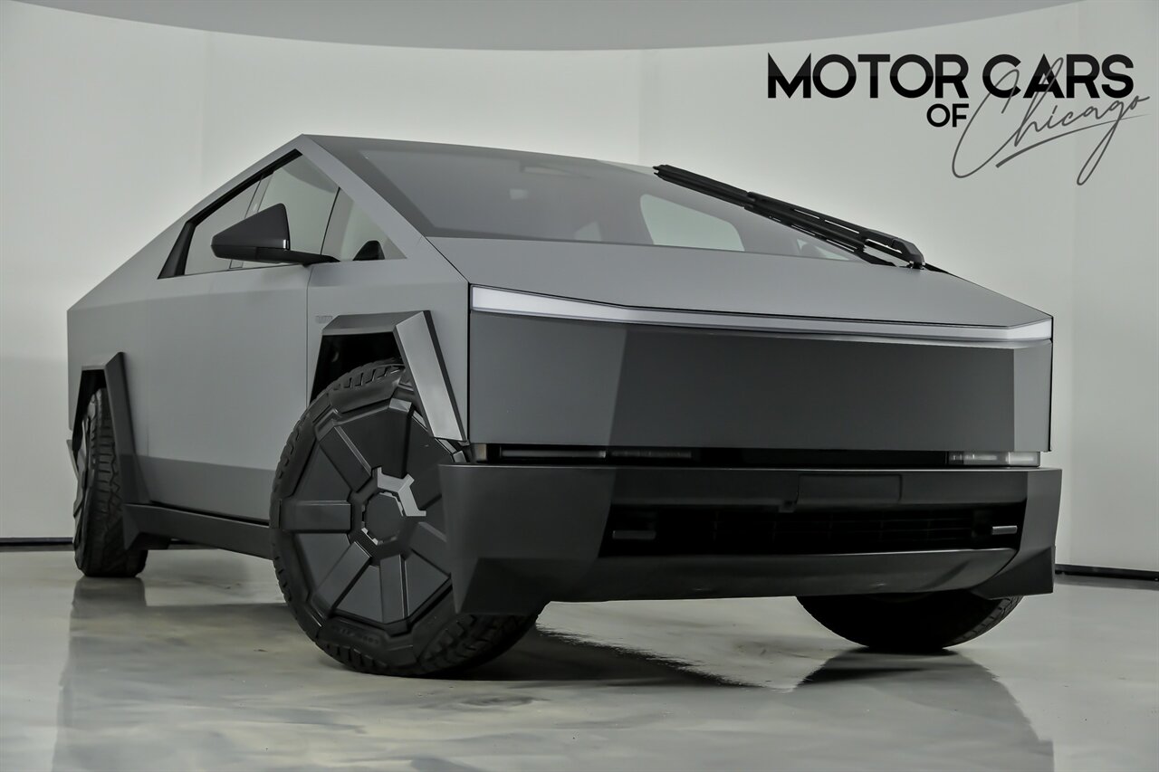 2024 Tesla Cybertruck   - Photo 1 - Joliet, IL 60435