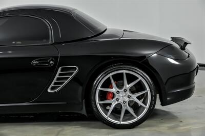 2010 Porsche Boxster S - Photo 8 - Joliet, IL 60435