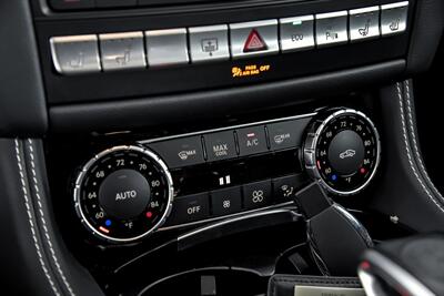 2016 Mercedes-Benz CLS AMG CLS 63 S   - Photo 38 - Joliet, IL 60435