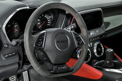 2023 Chevrolet Camaro ZL1-1LE TRACK PACK   - Photo 25 - Joliet, IL 60435