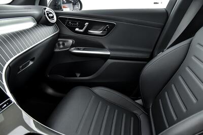 2023 Mercedes-Benz GLC GLC 300 4MATIC-BIG $63K MSRP   - Photo 37 - Joliet, IL 60435