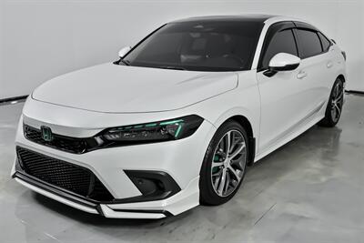 2023 Honda Civic Touring   - Photo 6 - Joliet, IL 60435