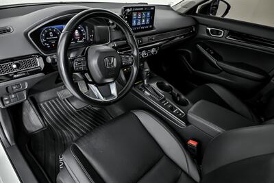 2023 Honda Civic Touring   - Photo 19 - Joliet, IL 60435