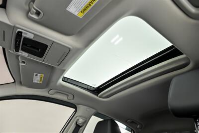 2023 Honda Civic Touring   - Photo 22 - Joliet, IL 60435