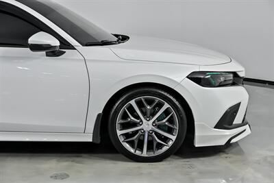 2023 Honda Civic Touring   - Photo 15 - Joliet, IL 60435