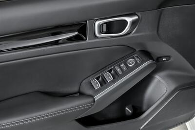 2023 Honda Civic Touring   - Photo 18 - Joliet, IL 60435