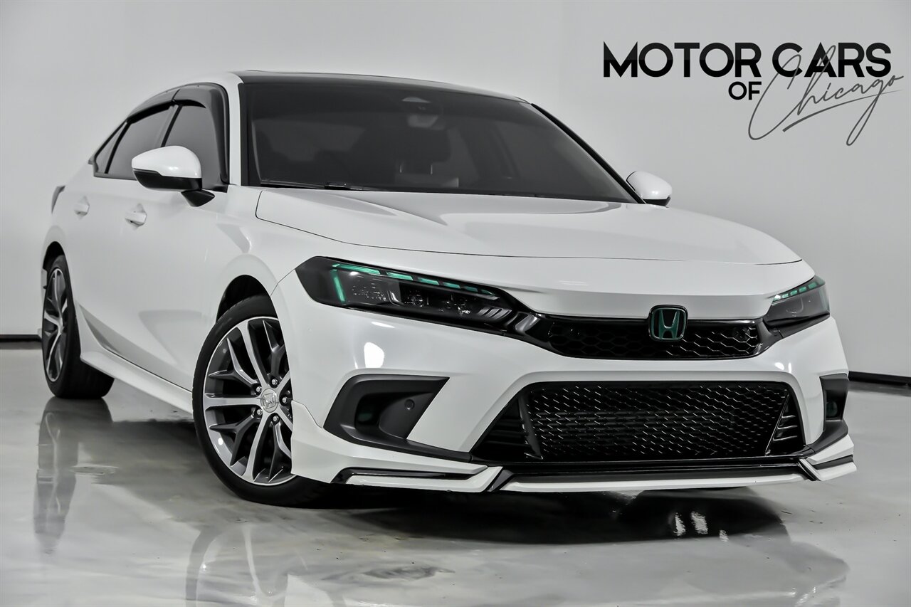 2023 Honda Civic Touring   - Photo 1 - Joliet, IL 60435