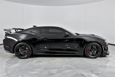 2022 Chevrolet Camaro ZL1-1LE TRACK PACK   - Photo 14 - Joliet, IL 60435