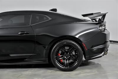 2022 Chevrolet Camaro ZL1-1LE TRACK PACK   - Photo 9 - Joliet, IL 60435