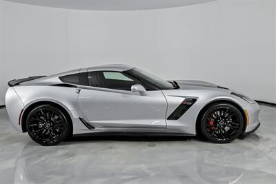 2015 Chevrolet Corvette Z06 3LZ   - Photo 14 - Joliet, IL 60435