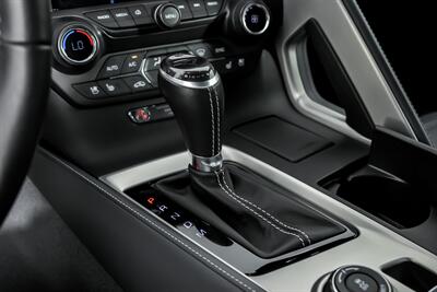 2015 Chevrolet Corvette Z06 3LZ   - Photo 33 - Joliet, IL 60435