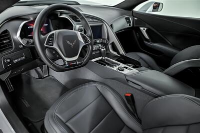 2015 Chevrolet Corvette Z06 3LZ   - Photo 20 - Joliet, IL 60435