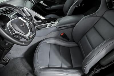 2015 Chevrolet Corvette Z06 3LZ   - Photo 21 - Joliet, IL 60435