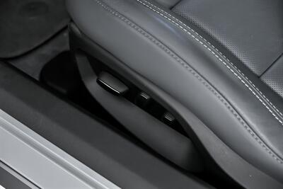 2015 Chevrolet Corvette Z06 3LZ   - Photo 24 - Joliet, IL 60435