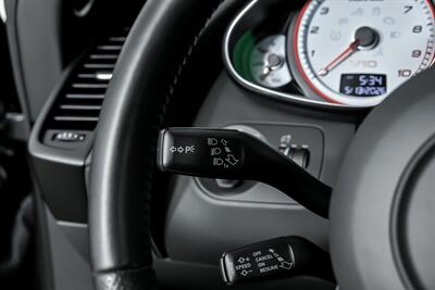 2012 Audi R8 5.2 quattro   - Photo 24 - Joliet, IL 60435