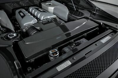 2012 Audi R8 5.2 quattro   - Photo 14 - Joliet, IL 60435
