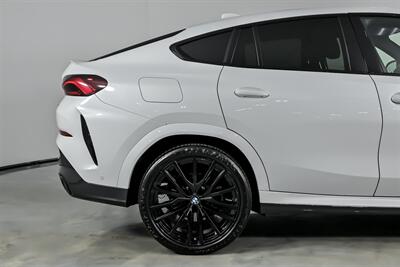 2022 BMW X6 xDrive40i   - Photo 12 - Joliet, IL 60435