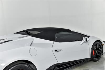 2020 Lamborghini Huracan EVO Spyder   - Photo 20 - Joliet, IL 60435