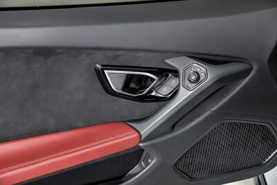 2020 Lamborghini Huracan EVO Spyder   - Photo 24 - Joliet, IL 60435