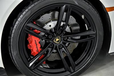 2020 Lamborghini Huracan EVO Spyder   - Photo 17 - Joliet, IL 60435