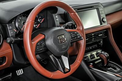 2023 Nissan GT-R Premium   - Photo 25 - Joliet, IL 60435