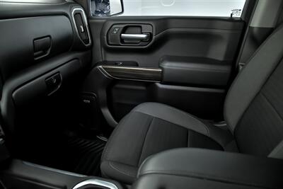 2020 Chevrolet Silverado 1500 RST   - Photo 40 - Joliet, IL 60435