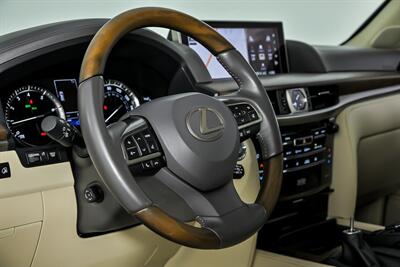 2018 Lexus LX 570 Three-Row-1 OWNER CLEAN CARFAX!   - Photo 26 - Joliet, IL 60435