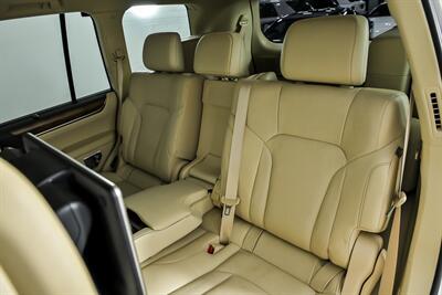 2018 Lexus LX 570 Three-Row-1 OWNER CLEAN CARFAX!   - Photo 24 - Joliet, IL 60435