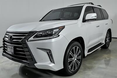 2018 Lexus LX 570 Three-Row-1 OWNER CLEAN CARFAX!   - Photo 6 - Joliet, IL 60435