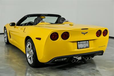 2005 Chevrolet Corvette   - Photo 10 - Joliet, IL 60435