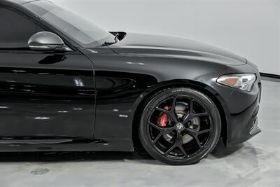 2020 Alfa Romeo Giulia   - Photo 15 - Joliet, IL 60435