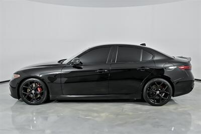 2020 Alfa Romeo Giulia   - Photo 8 - Joliet, IL 60435