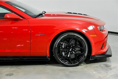 2015 Chevrolet Camaro Z28-COLLECTOR OWNED!   - Photo 15 - Joliet, IL 60435