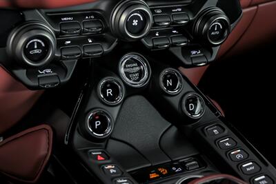2021 Aston Martin Vantage   - Photo 32 - Joliet, IL 60435
