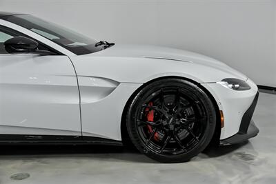 2021 Aston Martin Vantage   - Photo 15 - Joliet, IL 60435