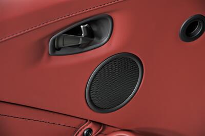 2021 Aston Martin Vantage   - Photo 19 - Joliet, IL 60435