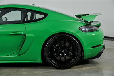 2022 Porsche 718 Cayman GT4-RARE PYTHON GREEN-BIG MSRP - Photo 9 - Joliet, IL 60435