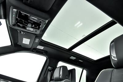 2025 Cadillac Escalade-V   - Photo 23 - Joliet, IL 60435