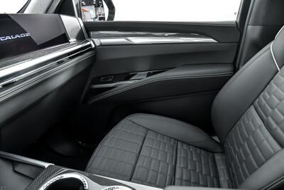 2025 Cadillac Escalade-V   - Photo 41 - Joliet, IL 60435
