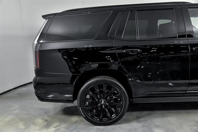 2025 Cadillac Escalade-V   - Photo 13 - Joliet, IL 60435