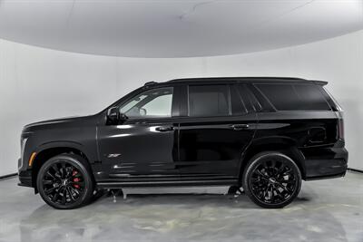 2025 Cadillac Escalade-V   - Photo 8 - Joliet, IL 60435