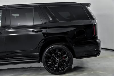 2025 Cadillac Escalade-V   - Photo 9 - Joliet, IL 60435