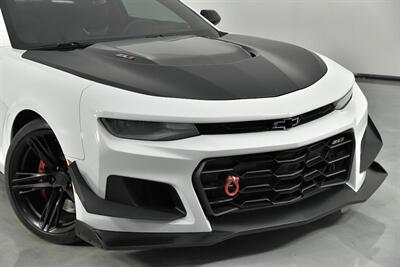 2018 Chevrolet Camaro ZL1 1LE   - Photo 3 - Joliet, IL 60435