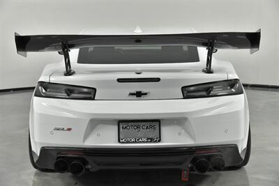 2018 Chevrolet Camaro ZL1 1LE   - Photo 11 - Joliet, IL 60435