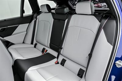 2025 BMW M5 Touring   - Photo 25 - Joliet, IL 60435