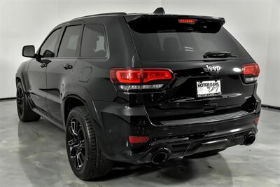 2017 Jeep Grand Cherokee SRT   - Photo 10 - Joliet, IL 60435