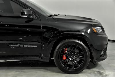 2017 Jeep Grand Cherokee SRT   - Photo 15 - Joliet, IL 60435