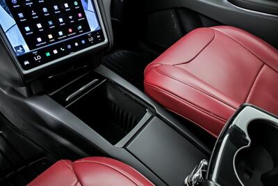 2018 Tesla Model X 75D   - Photo 40 - Joliet, IL 60435