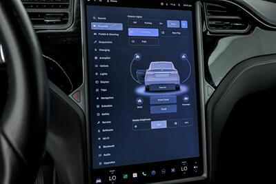 2018 Tesla Model X 75D   - Photo 31 - Joliet, IL 60435