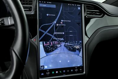 2018 Tesla Model X 75D   - Photo 38 - Joliet, IL 60435